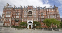 Albert Court